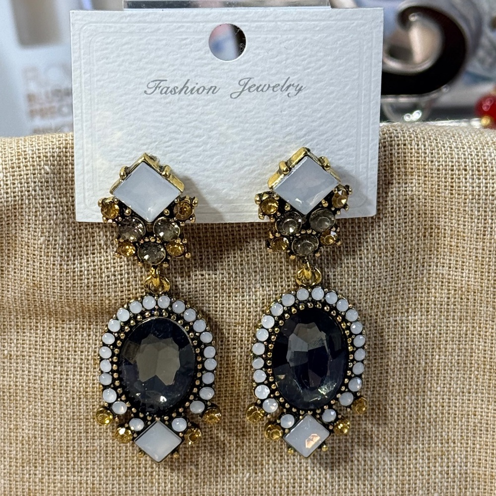Elegant Black and Gold Drop Earrings